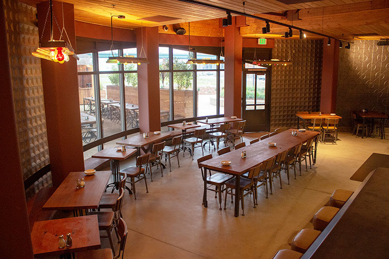 PizzaSmith-Indoor-Seating-2